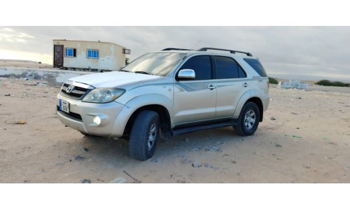 فورشنر 2006 Fortuner