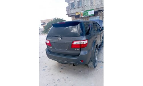 فورشنر 2009 Fortuner