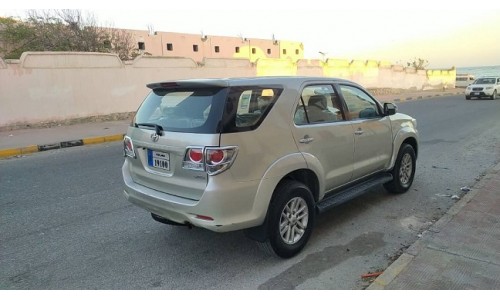 فورشنر 2013 Fortuner