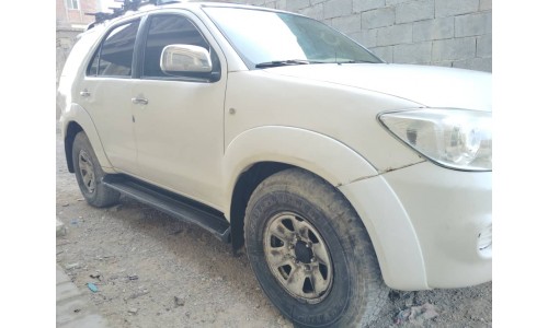 فورشنر 2010 Fortuner