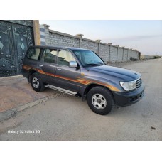 صالون 2004 Land cruiser