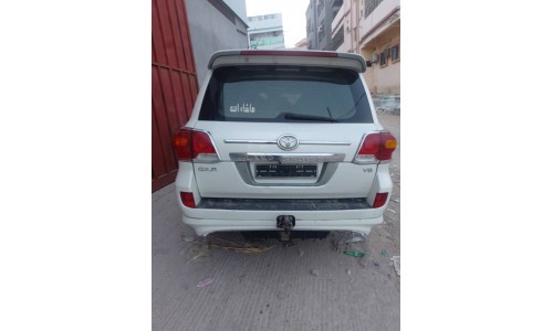 صالون 2010 Land cruiser