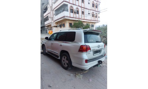 صالون 2010 Land cruiser