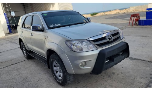 فورشنر 2008 Fortuner