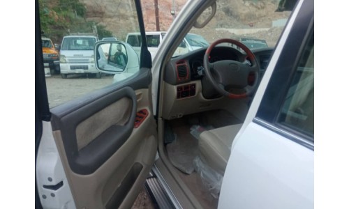 صالون 2005 Land cruiser