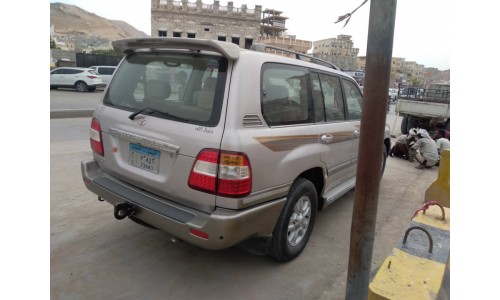 صالون 2004 Land cruiser