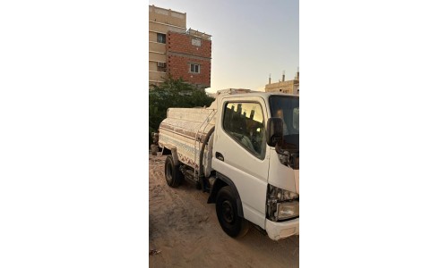 دينا 2005 Mitsubishi