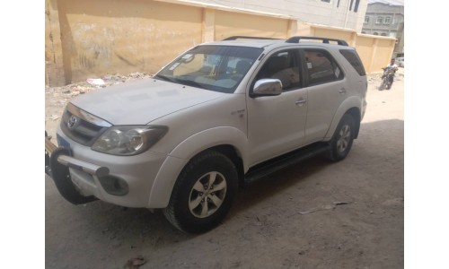 فورشنر 2008 Fortuner