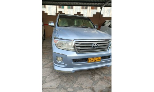 صالون 2013 Land cruiser