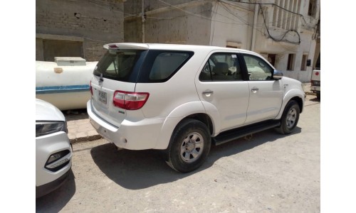 فورشنر 2009 Fortuner