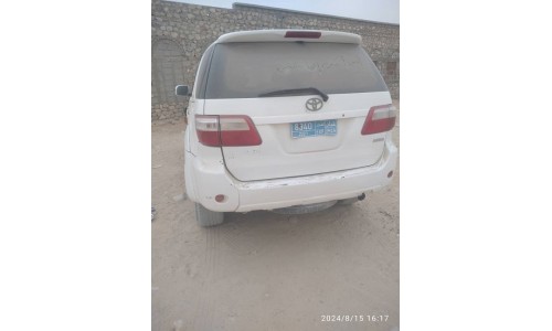 فورشنر 2011 Fortuner