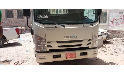 دينا 2019 Isuzu