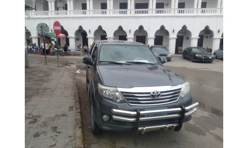 فورشنر 2013 Fortuner