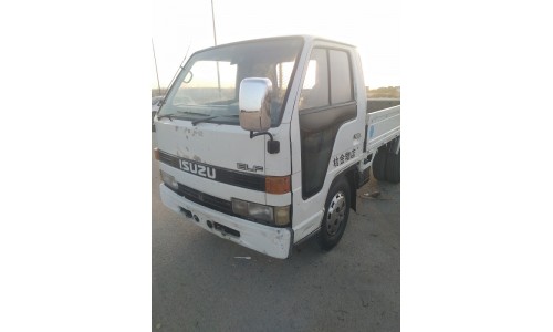 دينا 1991 Isuzu