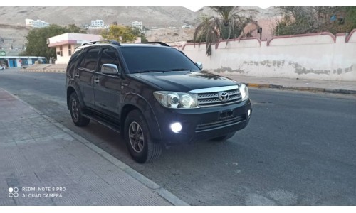 فورشنر 2010 Fortuner