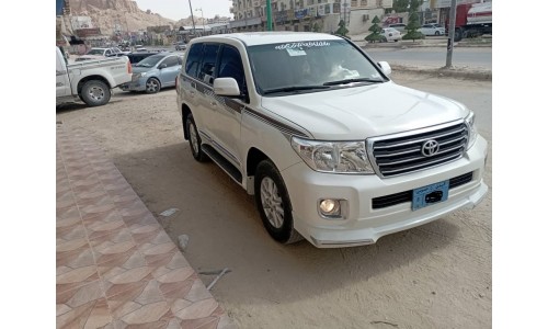 صالون 2013 Land cruiser