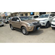 فورشنر 2006 Fortuner