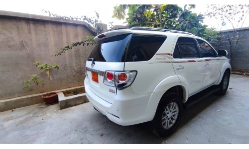 فورشنر 2012 Fortuner