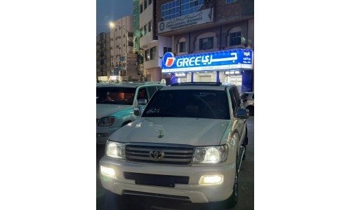 صالون 2004 Land cruiser