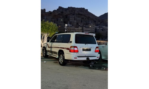 صالون 2004 Land cruiser