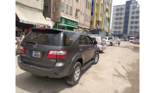 فورشنر 2009 Fortuner