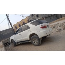 فورشنر 2010 Fortuner