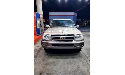 صالون 2006 Land cruiser