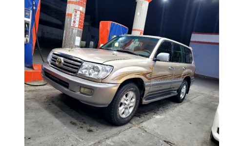 صالون 2006 Land cruiser